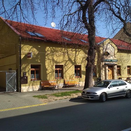Apartmany Pod Kastany Kvasice Екстериор снимка